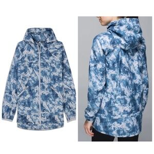 LULULEMON 2 Miss Misty Jacket II Sea Side Silver Fox Alberta Lake Rain Wind